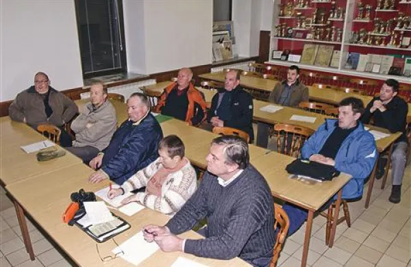 Posveta v Komnu so se udeležili predstavniki šestih agrarnih skupnosti
