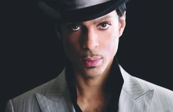 Sloviti ameriški pevec Prince bo na letošnjem jazz festivalu v švicarskem Montreuxu, ki velja za enega izmed najbolj prestižnih in največjih svetovnih glasbenih dogodkov, nastopil kar trikrat