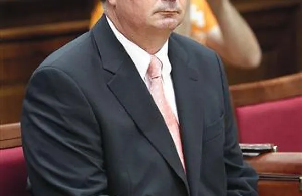 Robert Časar danes ni prišel na sodišče zaradi bolezni