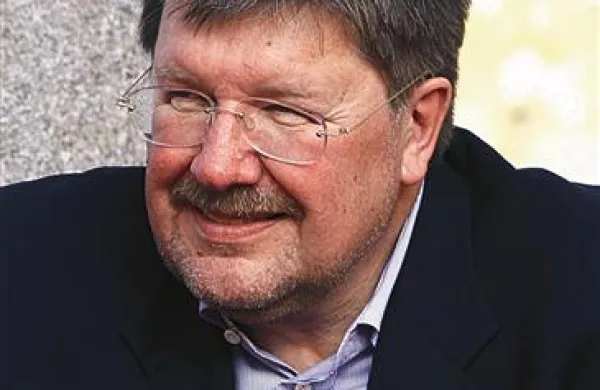 Nekdanji predsednik uprave Istrabenza Igor Bavčar in nekdanji direktor Pivovarne Laško Boško Šrot nista prišla na današnji predobravnavni narok na ljubljansko okrožno sodišče 
