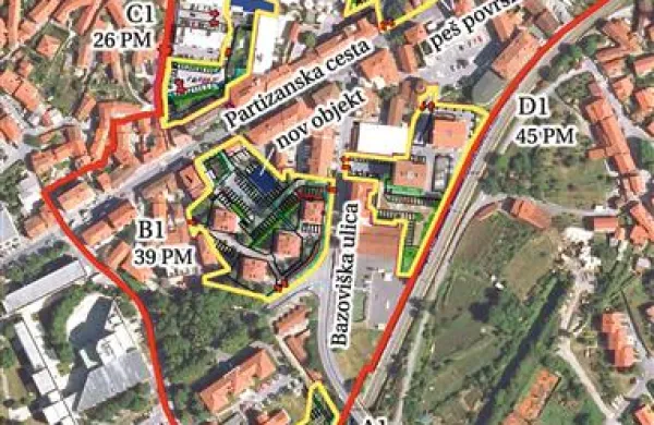 Osnutek OOPN, ki ga je za sežansko občino pripravilo podjetje ZUP d.o.o.  iz Kranja, predvideva pet parkirišč: za sodiščem (A1), med Bazoviško in Partizansko cesto (B1), ob zdravstvenem domu (C1), na dvorišču Vinakrasa (C2) in za Ljudsko univerzo (D1)