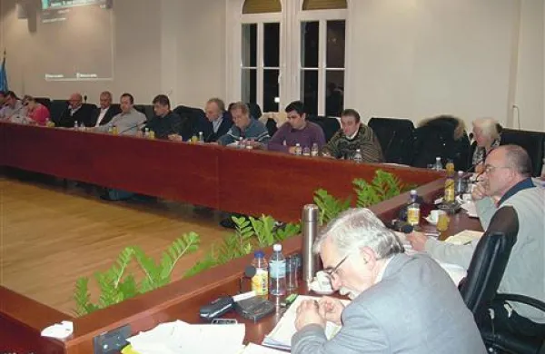 Tudi po dveh sejah &scaron;e brez proračuna
