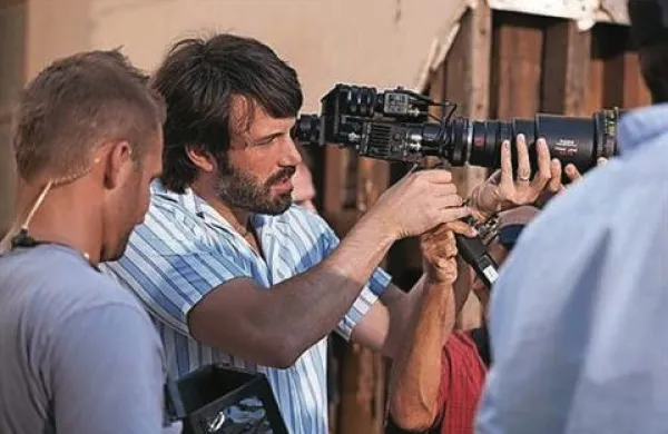  Na sinočnji podelitvi filmskih nagrad oskar v Los Angelesu je nagrado za najboljši filmprejel  Affleckov Argo