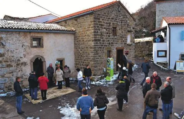 Skromen, a vseeno navdu&scaron;ujoč začetek