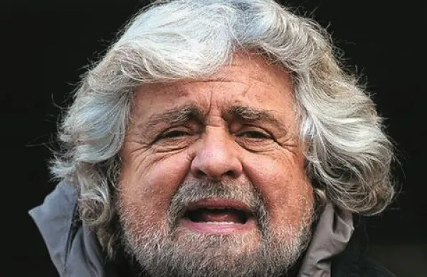 Beppe Grillo, vodja gibanja Pet zvezd, je edini pravi zmagovalec parlamentarnih volitev v Italiji