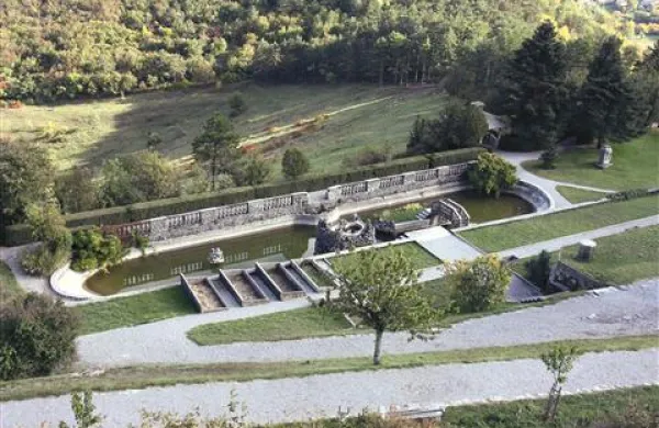 Za Ferrarijev vrt bo kmalu skrbela komenska občina
