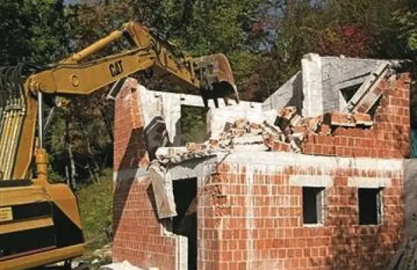 Inšpektorji bodo po novem imeli za 30 odstotkov manj dela