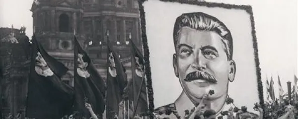 Stalina so kot božanstvo slavili za časa njegove vladavine in nemalo Rusov ga slavi še danes 