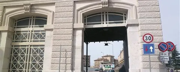Vhod v staro pristanišče