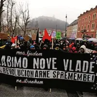 Četrta vseslovenska vstaja je bila v znamenju  zahtev po korenitih spremembah