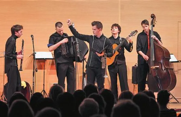Svirel band na svojem premiernem koncertu