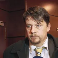Mož hitrih odločitev številka 1: Borisu Tomašiču, predlagatelju razrešitve uprave, je bilo dovolj dvanajst ur za oceno, da lahko Hit reši le novo vodstvo