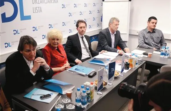 Državljanska lista si je za odločanje o vstopu v vlado vzela več kot pet ur časa 