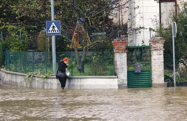  V okviru protipoplavne zaščite naj bi letos  očistili   odprte kanale na kmetijskih površinah, ki se izlivajo v Biljenski potok, in naplavine v  potoku