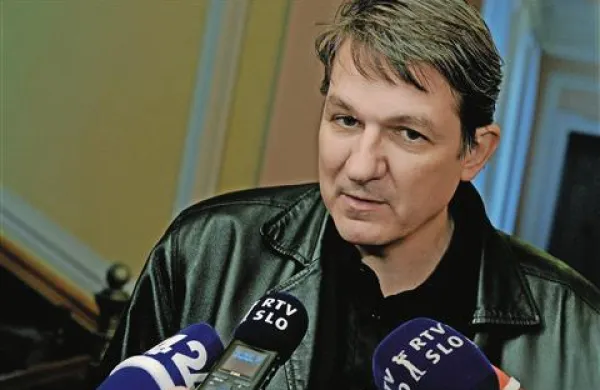 Kandidat za finančnega ministra Uroš Čufer je s predstavitvijo v DZ pokazal, da bo advokat bank, ocenjuje nekdanji minister za finance Janez Šušteršič