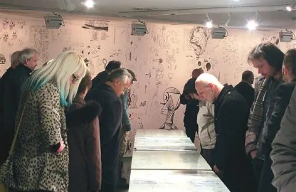 Čečke so v Mestno galerijo privabile številne obiskovalce 