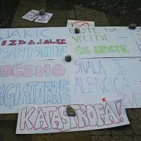 Ob zasedanju DZ pred imenovanjem nove vlade manj&scaron;i protest