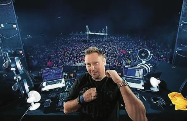 DJ Umek