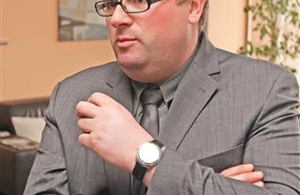 Sedanji v.d. direktorja Kobilarne Lipica Boštjan Bizjak je potrdil, da se bo prijavil na razpis za direktorja Lipice