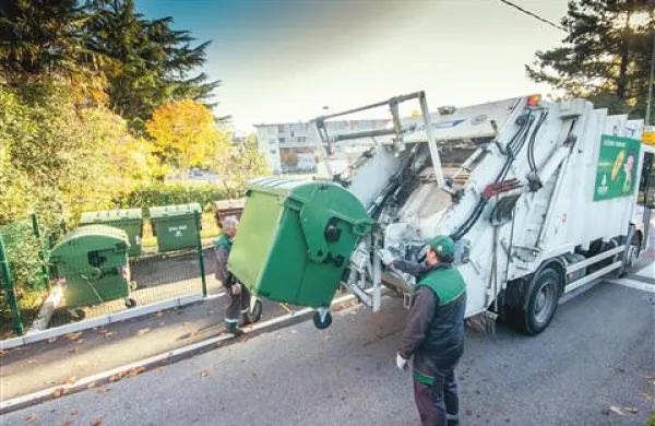 Mestni svetniki v Novi Gorici menijo, da bi se ravnanje z odpadki dalo poceniti 