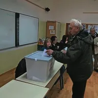 Na referendumu je bilo 59,78 odstotka volilcev proti odloku, 40,22 odstotka pa za odlok