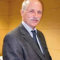 Prim. Andrej Možina: “Tisti z višjimi dohodki bi lahko in bi morali prispevati več za zdravstvo kot tisti z nizkimi.” 