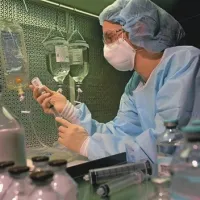 Če slovensko zdravstvo ne bo uvajalo novih metod za zdravljenje in novih zdravil, bodo bolniki deležni vse slabše zdravstvene oskrbe