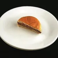 75 gramov cheesburgerja