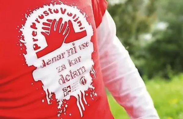 Skupina študentov prostovoljcev PreProstoVoljni bo v petek organizirala dobrodelni bolšji sejem v sodelovanju s Kava bar Tisa v Izoli, kjer bo sejem tudi potekal