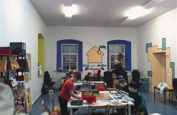 Mladi so redni obiskovalci Hiše Sadeži družbe Vipava 