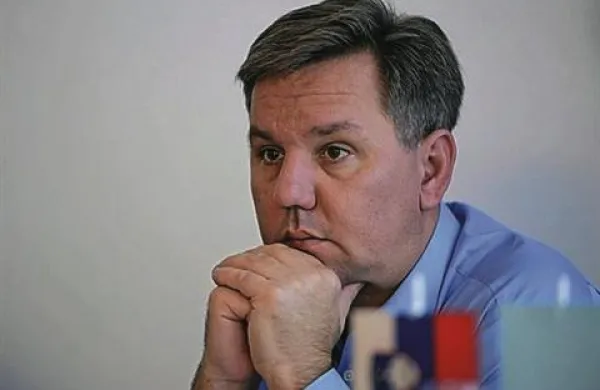Vodja koordinacije stavkovnih odborov sindikatov javnega sektorja Janez Posedi je povedal, da stavkovni sporazum, ki ga predlaga vlada, zanje ni sprejemljiv