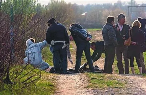 Truplo so našli v nedeljo popoldne na polju pri Vidmu