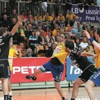 Rokometa&scaron;i Cimosa ponižali vodilno Gorenje