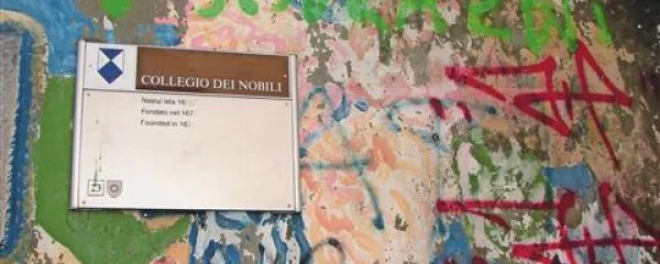 Pred poplavo norosti