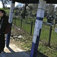V vasi Velika Ivanča so danes pokopali 13 žrtev morilskega pohoda, ki ga je v torek izvedel 60-letni Ljubiša Bogdanović