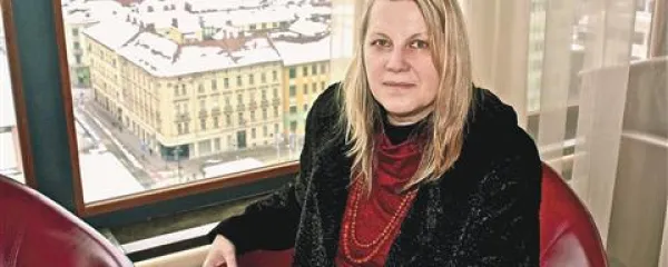 “Najbolje je  raziskovati tantro v okviru stalnega partnerstva. Mislim, da je danes to za ljudi  največji izziv. Monogamnost vidijo že kot neke vrste celibat.”