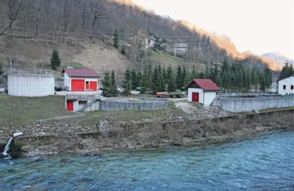 Širitev čistilne naprave na utesnjenem prostoru je za projektante in gradbince velik izziv