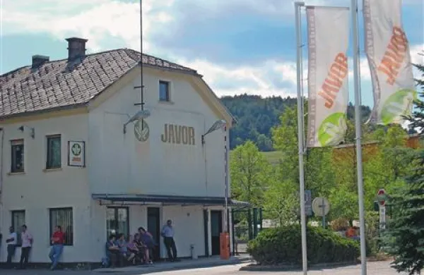 V pivškem Javorju se soočajo s tožbami delavcev zaradi neizplačanih plač in drugih prejemkov 