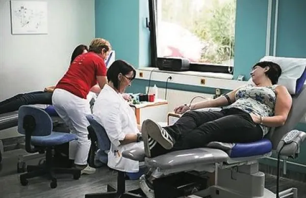Krvodajalci so v dveh dneh skupaj darovali nekaj več kot 40 litrov krvi