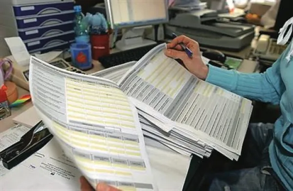 Zavezancem, ki so prejeli napačen izračun dohodnine, ni treba vlagati ugovora, saj jim bo Durs v drugem svežnju informativnih izračunov izdal nov, pravilni izračun