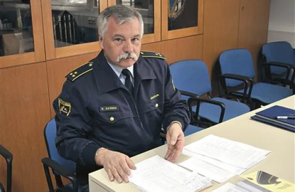 Drago Ozebek, policijski inšpektor,  glede na številne preventivne aktivnosti, ki so jih izvajali, ni zadovoljen z rezultati iz prejšnjega leta