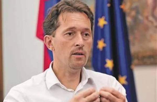  Gregor Virant: “Imam občutek, da se mi dogaja krivica.” 