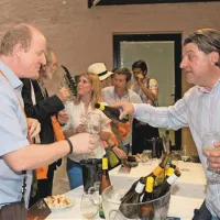 Mladen Roxanich iz okolice Poreča je vino ponudil tudi Egonu J. Bergerju z Dunaja, ki na avstrijskem tržišču prodaja oranžna vina