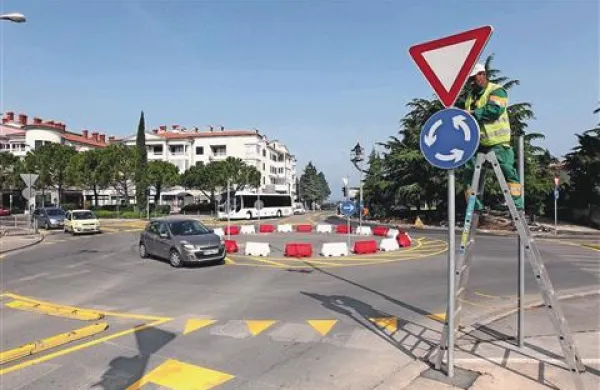Najnovejše krožišče v Jagodju