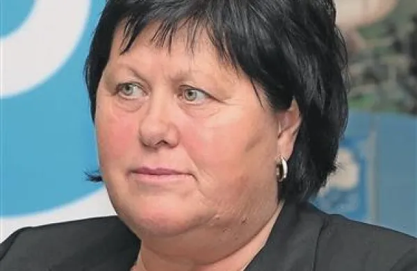 Alenka Šarkanj 