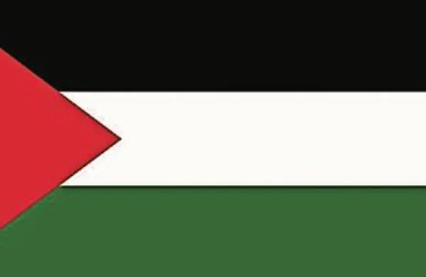 Ameriški spletni gigant Google je na svoji palestinski različici istoimenskega iskalnika oznako palestinska območja zamenjal s Palestino in s tem po svoje uradno priznal obstoj suverene palestinske države