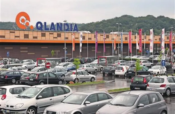 Dvojica iz Ljubljane je kradla po  novogoriških trgovskih centrih