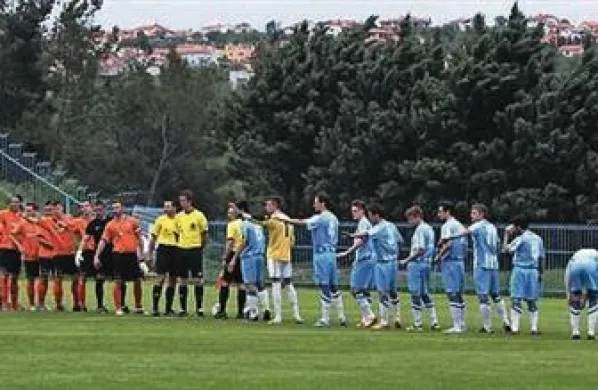 Ankaran zdržal z igralcem manj