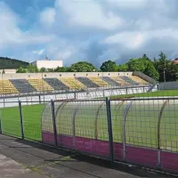 Na severnem delu stadiona so pred leti zgradili nove tribune 