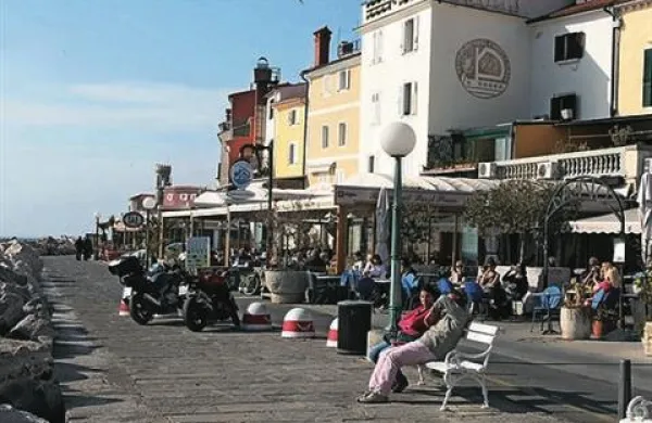 V Piranu je od 1. maja zapora prometa na Prešernovem nabrežju, do Punte